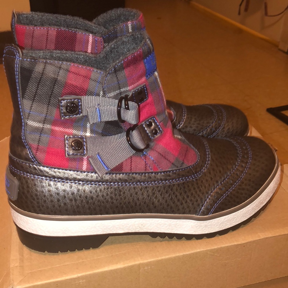 ugg marris leather winter boots